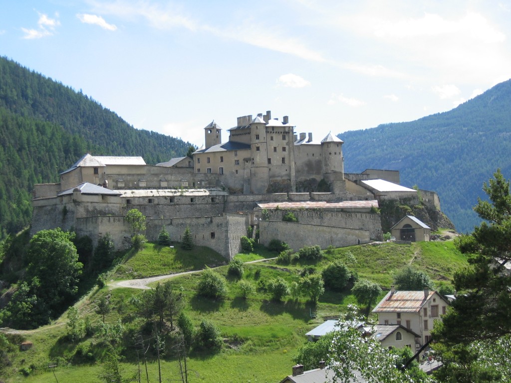 Chateau-Queyras.jpg Chateau-Queyras.jpg